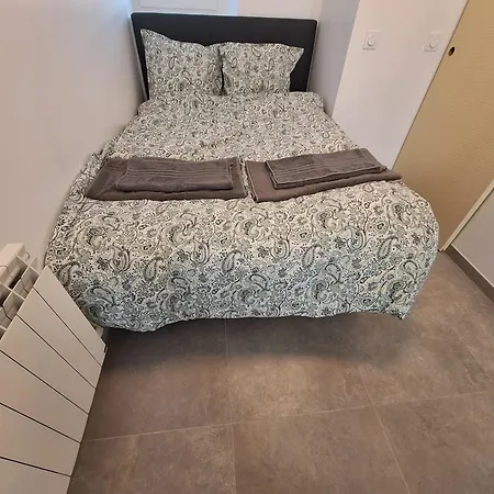 La Campanule Saint-Cyr-en-Pail